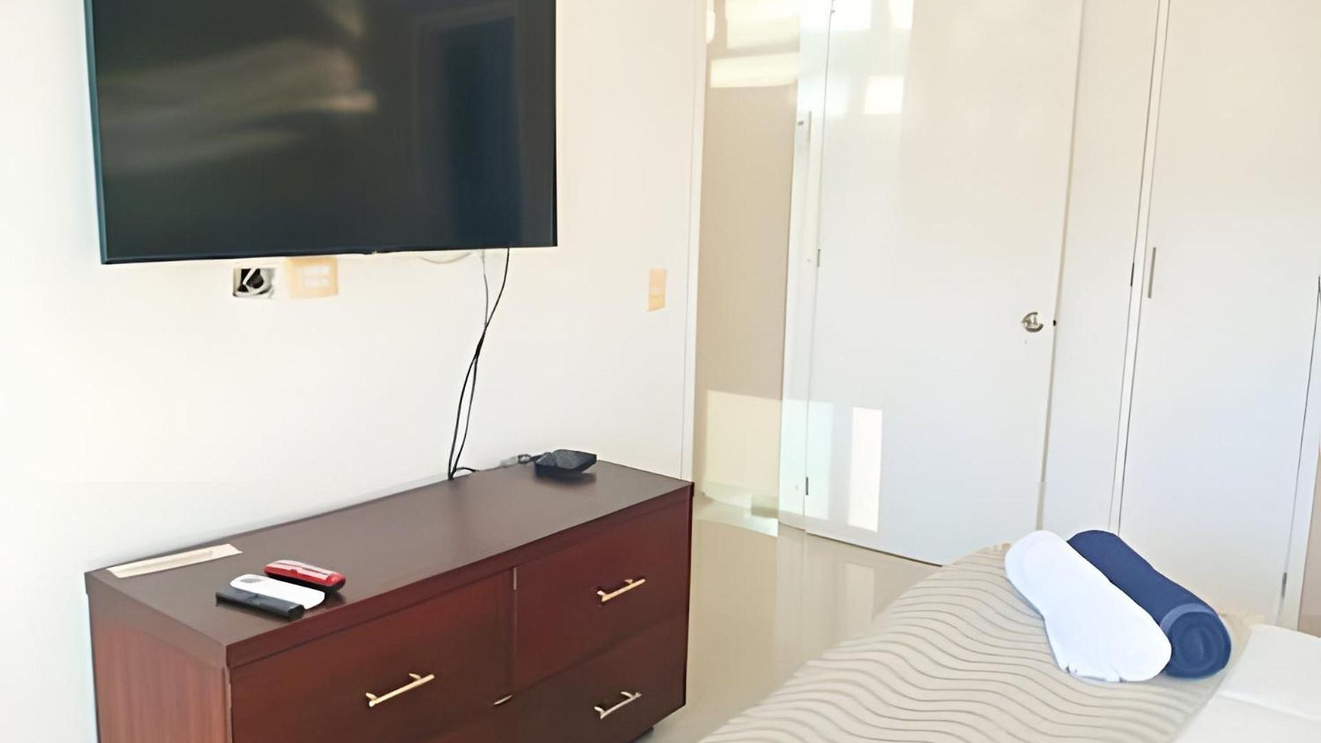 Apartamento Terraza Frente Al Mar Y Salida Directa A La Playa Cartagena