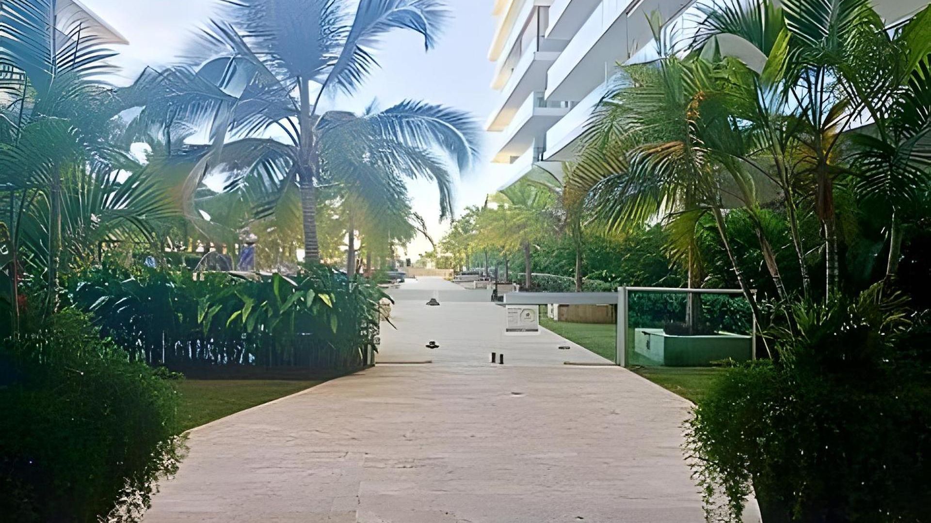 Terraza Frente Al Mar Y Salida Directa A La Playa Cartagena