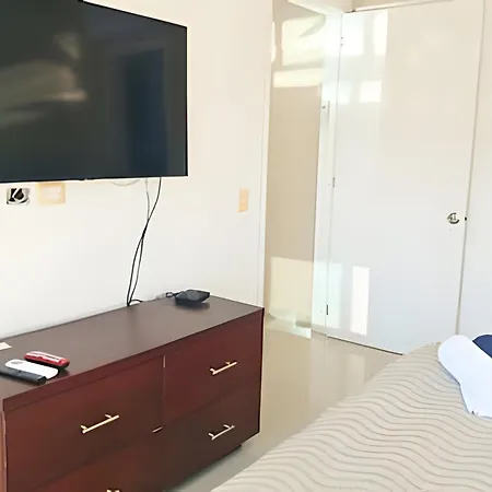 Apartamento Terraza Frente Al Mar Y Salida Directa A La Playa Cartagena