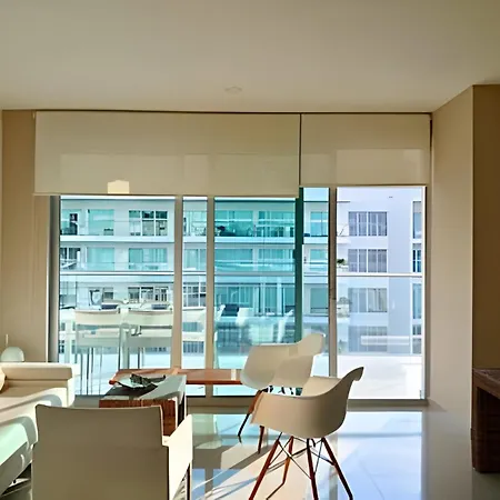 Apartamento Terraza Frente Al Mar Y Salida Directa A La Playa *